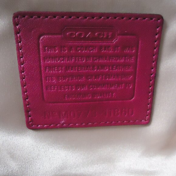 Coach M0773-11860 Soho leather trim shoulder bag. - Picture 15 of 16